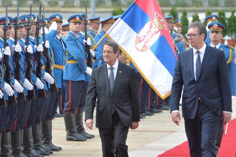 vucic-anastasijades-kipar-predsednik-foto-tanjug.jpg