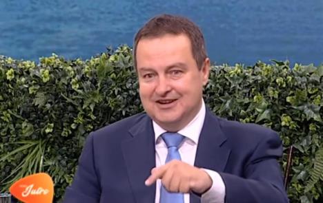 ivica-dacic-foto-pink-printscreen.jpg