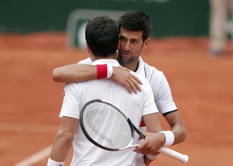 nole-agut01.jpg