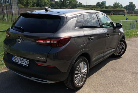 opel-grandland-x-8.jpg