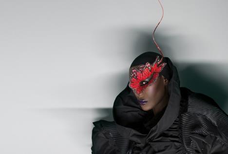 grace-jones-photo-andrea-klarin.jpg