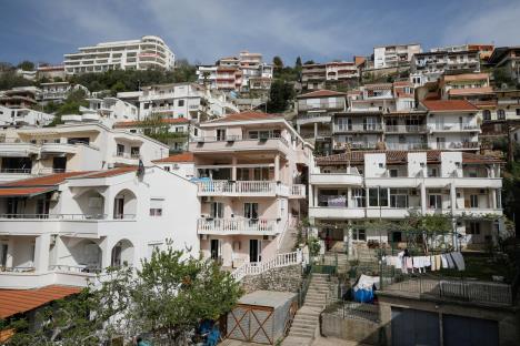 ulcinj-crna-gora-foto-reuters-marko-djurica-april-2018-2.jpg