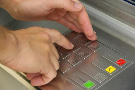 bankomat krađa novca lopovi