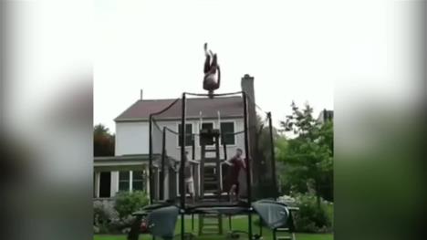 v_trampolin_15355443874.jpg