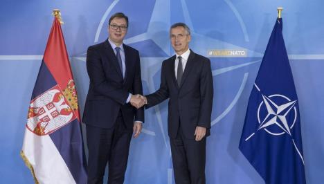 vucic-stoltenberg-nato-foto-fonet-nato-.jpg