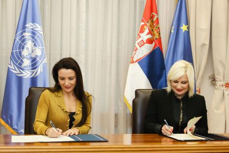 zorana-unicef-kabinet-pp-vlade-v.-mircetic.jpg