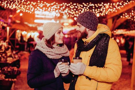 stockphotocloseupsideprofilephotoofbeautifulyoungcoupleoutdoorsatwinteronanewyearsevewith1185181822.jpg