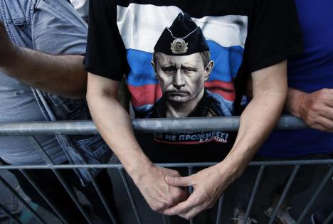 putin-srbija-grafit-foto-ap-maj-2018.jpg