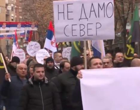 protest-kosovska-mitrovica-foto-tanjug-printscreen-3333.jpg