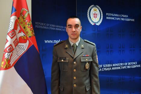 beba-porucnik-stojanovic-foto-mod.jpg