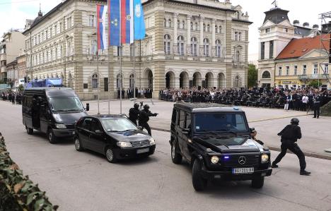 policija-ns-promocija-foto-tanjug-jaroslav-pap-1.jpg