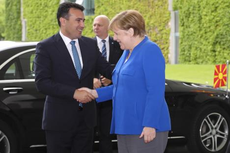 zaev-i-merkel.jpg