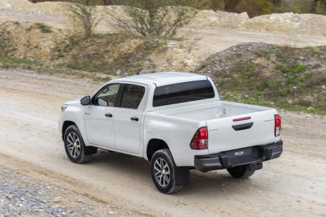 toyota-hilux20192.jpg