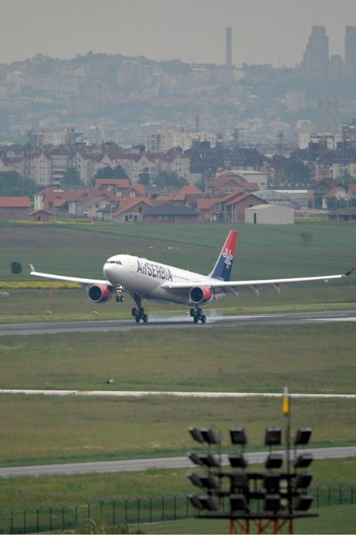 avion-erbas-a330-er-srbija.jpg
