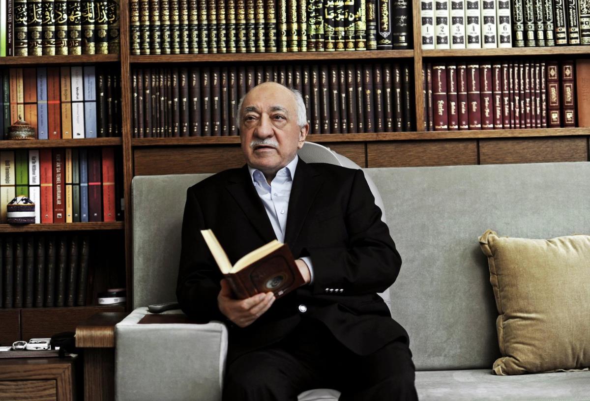 fetulah-gulen-ap-mart-2014.jpg