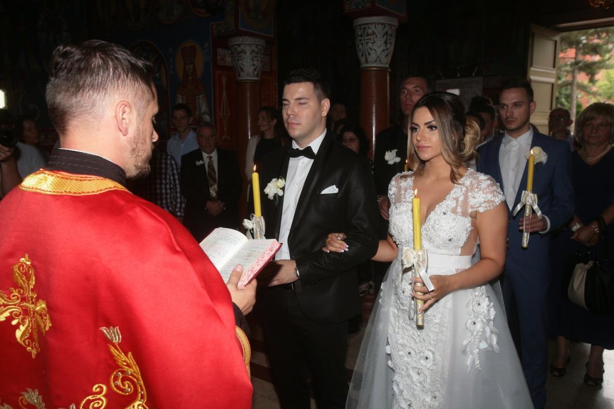 petar-mitic-ivana-pavkovic-svadba.jpg