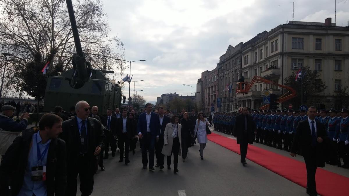vojna-parada-novi-sad.jpg
