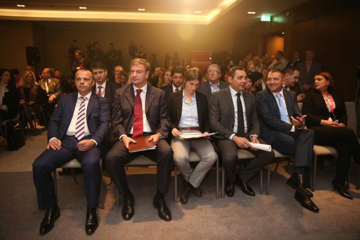newsweek-njuzvik-konferencija.jpg