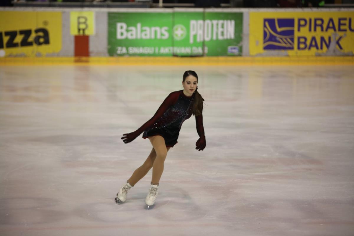 leona-rogic-klizanje.jpg