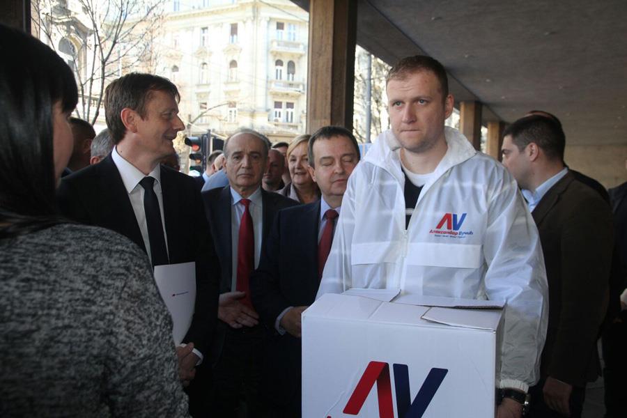 kandidatura-aleksandar-vucic-politicari-rik.jpg
