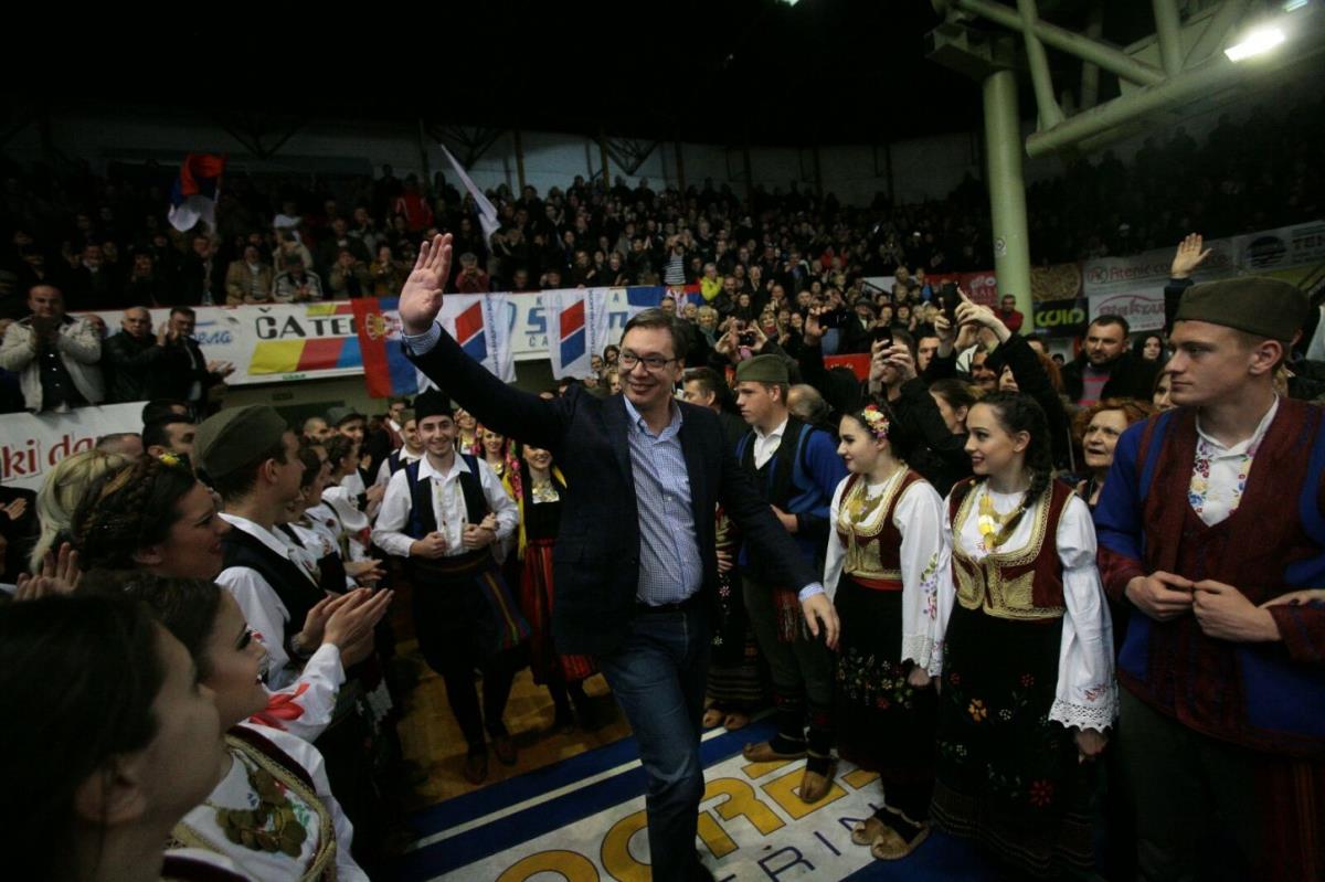 miting-vucic-sns-cacak.jpg