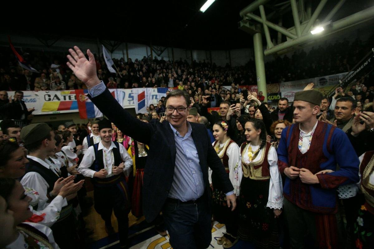 miting-vucic-sns-cacak.jpg