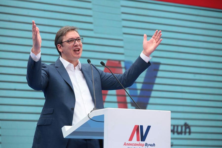 aleksandar-vucic-sns-miting-novi-sad.jpg