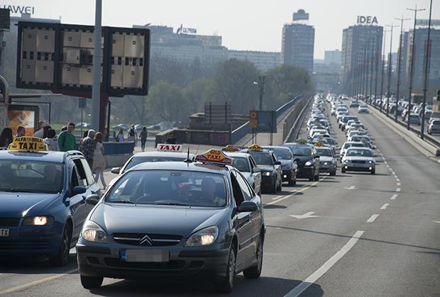 protest-taksista-voznja-kolaps-beograd.jpg