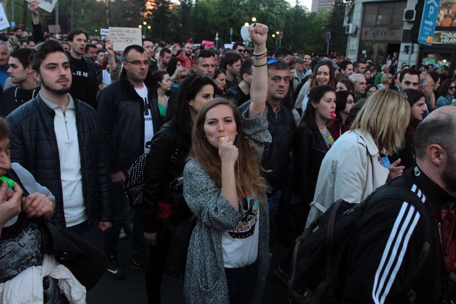 stop-diktaturi-protest-beograd-studenti-8.dan.jpg