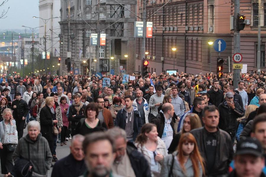 protest-stop-diktaturi-protiv-diktature-9.dan-beograd.jpg