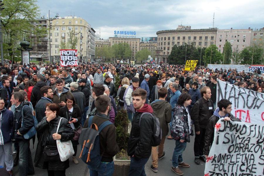 protest-16.dan-stop-diktaturi-protiv-diktature-beograd.jpg