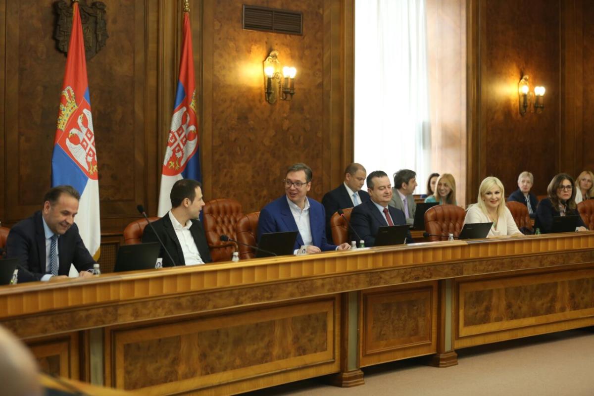 aleksandar-vucic-sednica-vlade-srbije-poslednji-put.jpg