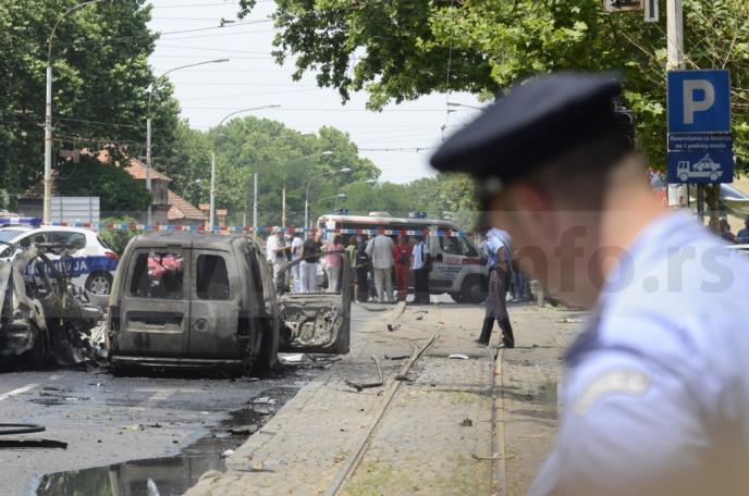 eksplozija-auto-bomba-dorcol-os-braca-baruh-beograd.jpg