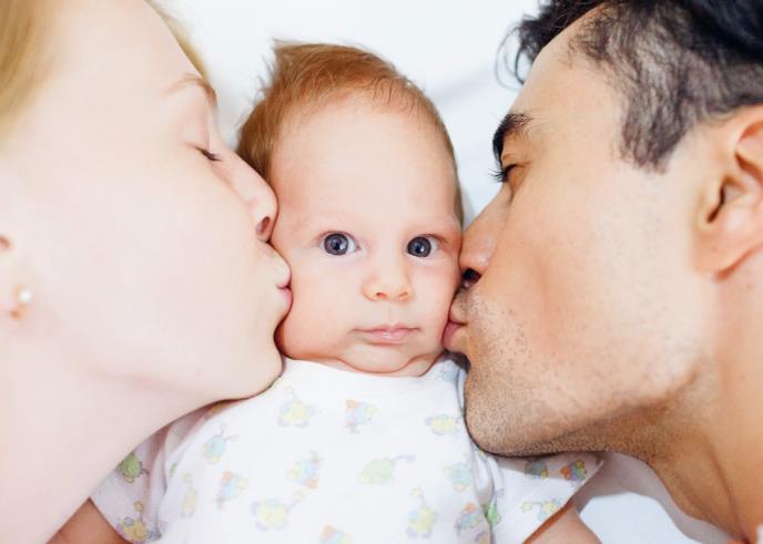 stockphotoportraitofahappyfamily153154985.jpg