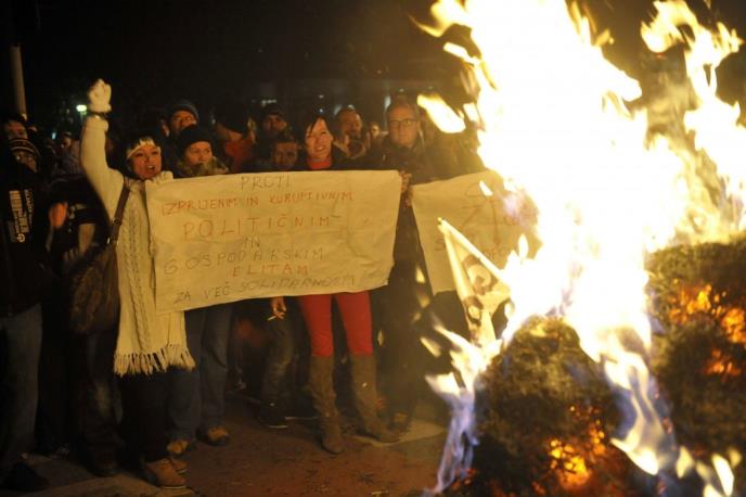 maribor-protesti-rojters.jpg