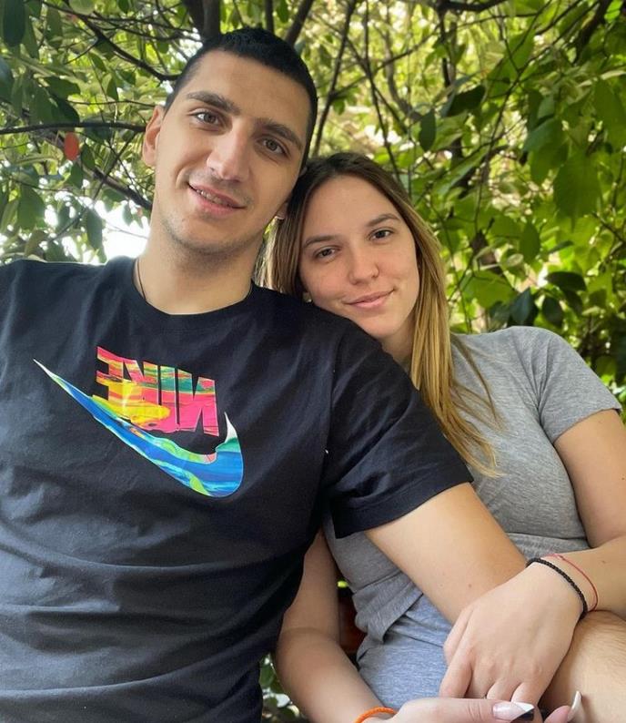 OVO JE DEČKO KOJEM JE DIVČEVA ĆERKA USRED SKANDALA REKLA DA GA VOLI: Sportista, iz Prijepolja kao i Vlade, evo šta je ČASNO uradio