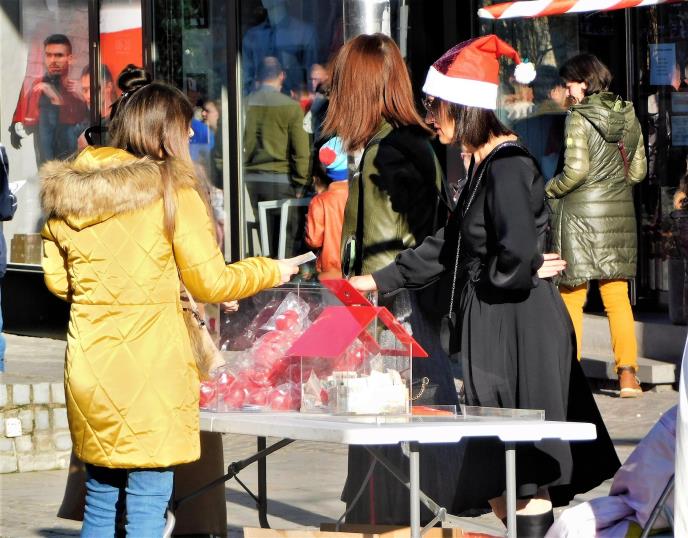 loznica--humanitarna-manifestacija.jpg