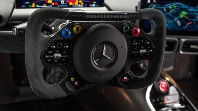 mercedesamgone2022.jpg