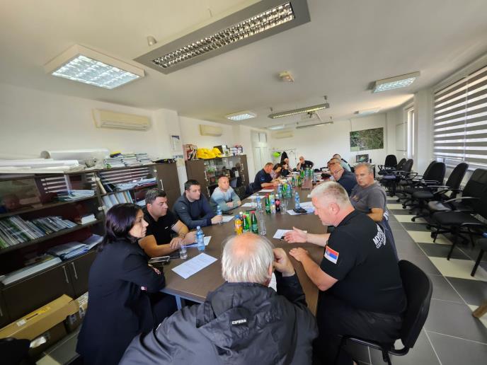 foto-grad-uzice-sednica-gradskog-staba-za-vanredne-situacije-1.jpg