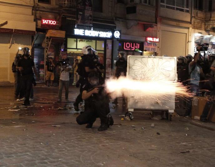 turska-demonstracije-protest-istanbul-rojters.jpg