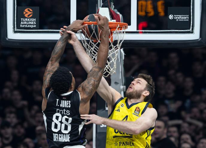 Arena proključala zbog sudijskih odluka