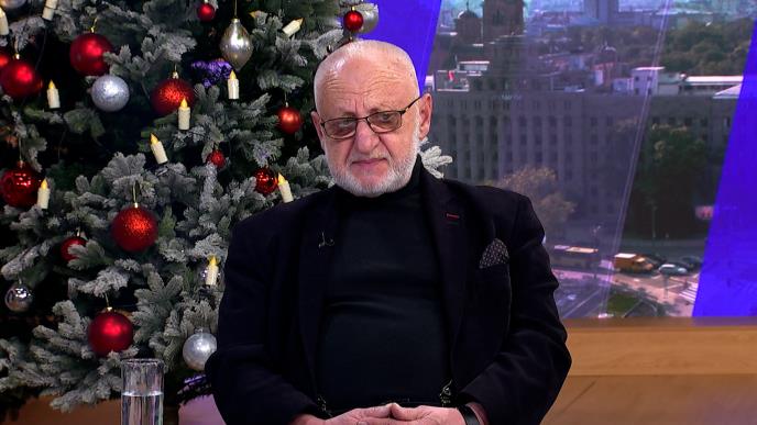 PULS CLEAN.02_16_49_19.Still005.jpg