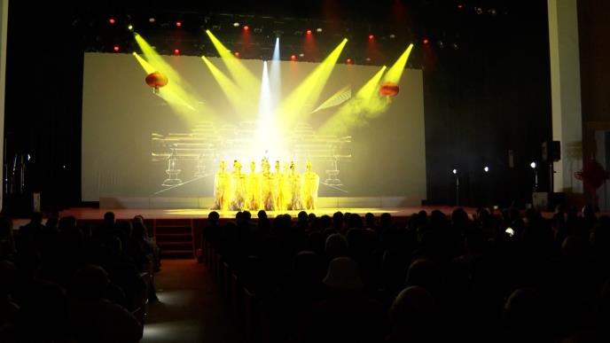 jutarnji clean.01_40_44_17.Still010.jpg