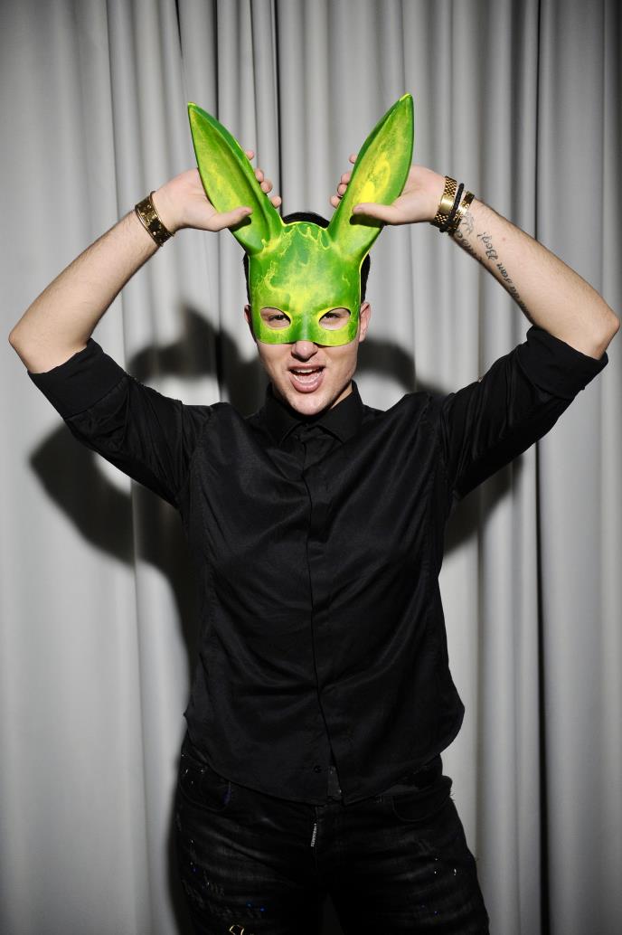 Kontroverzni influenser Xelijum, prvi put u javnosti ispred kamera Kurira