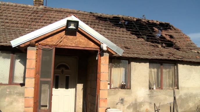 jutarnji clean.00_49_51_06.Still006.jpg