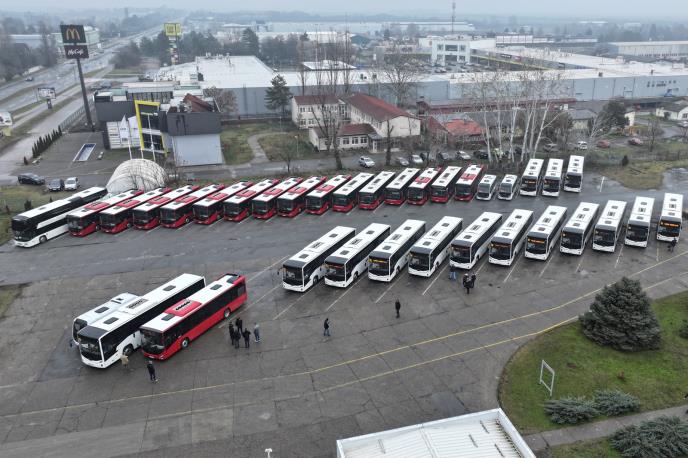 autobusi dron.jpg