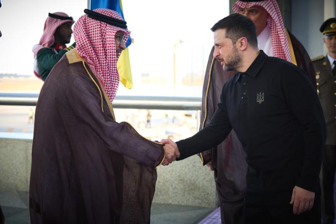 x EPA Presidential Press Service Han.jpg