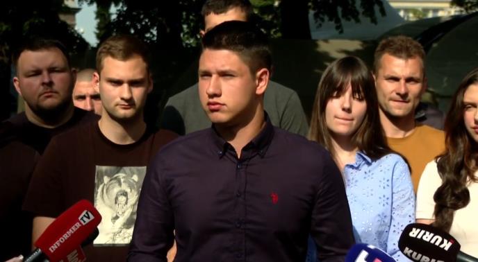 2025-05-01 09_02_48-Kurir dnevne novine - Najnovije vesti dana_ Srbija, region i svet _ Kurir — Mozi.png