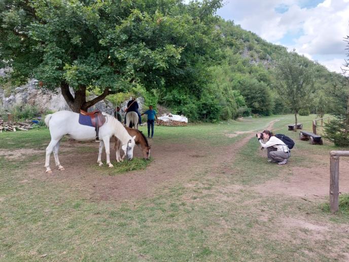 sara i fotografisanje.jpg