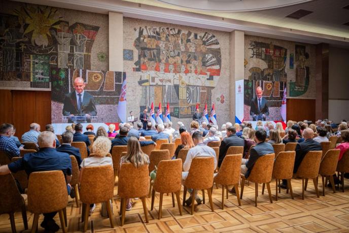 Zlatibor Lončar 3.jpg